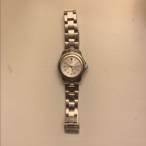 Victorinox Accessories - Women’s Victorinox Swiss Army Watch Victorinox Accessories - Women’s Victorinox Swiss Army Watch